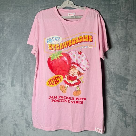 skinnydip London Tops - strawberry Shortcake Shirt Womens L Pink Graphic Tee Skinnydip London Cute